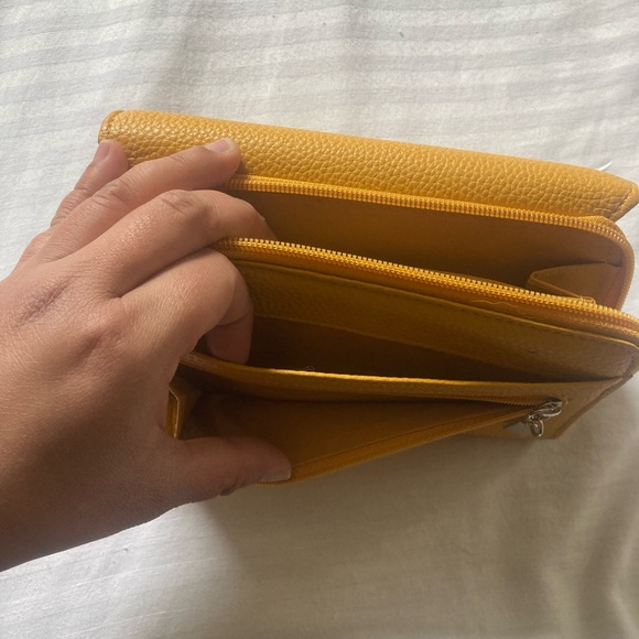 Yellow Leather Women's Wallet - Safe Keeper Wallet - Picture 6 of 16